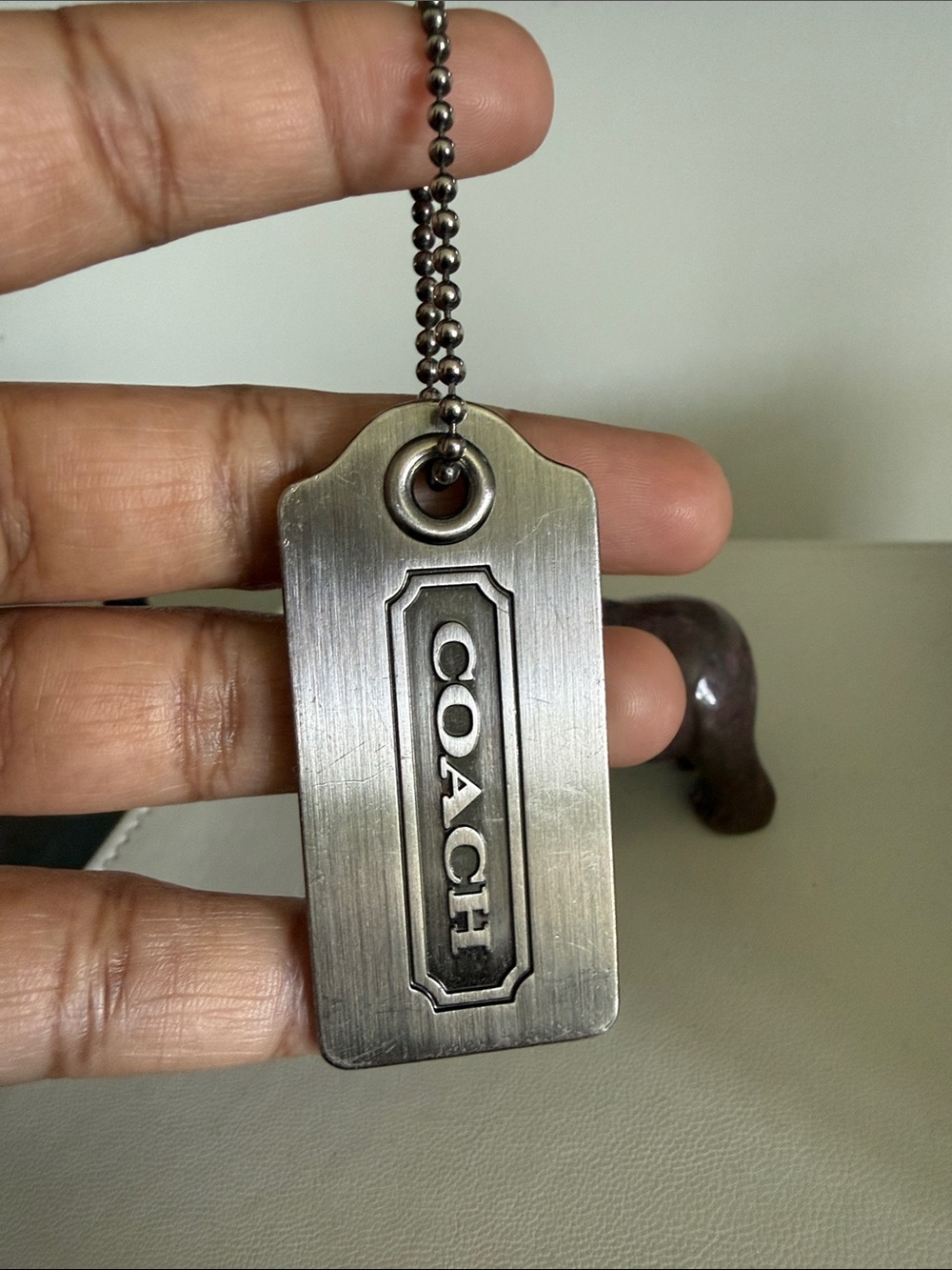 Coach large silver/ chrome metal hang tag - Picture 2 of 8